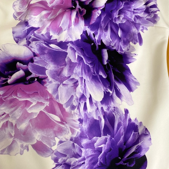 Guess White Purple Flowered Dress - Picture 4 of 4